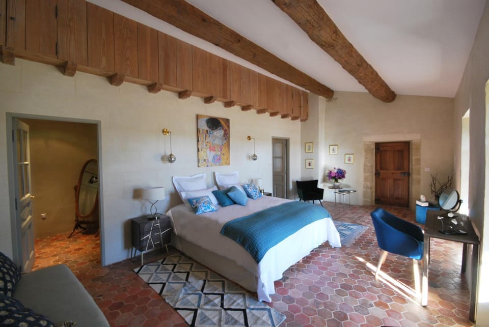 Photo of the whole room, Bedroom, Garden view