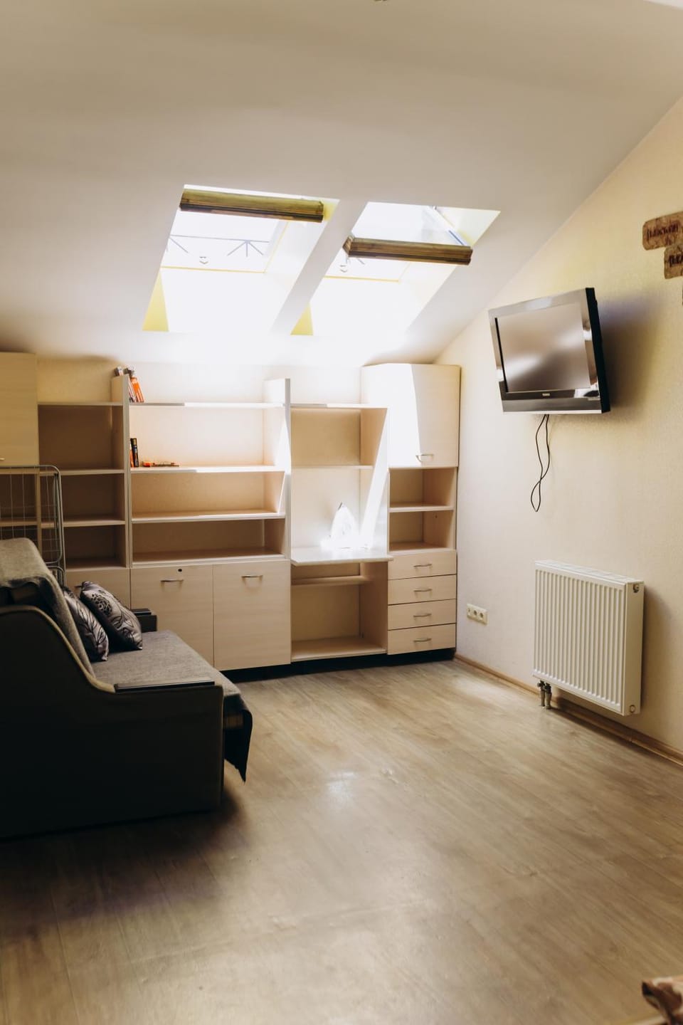 Затишні Apartments біля ЖД вокзалу Apartment in Lviv Oblast