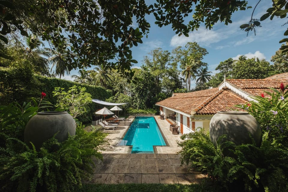 Property building, Swimming pool