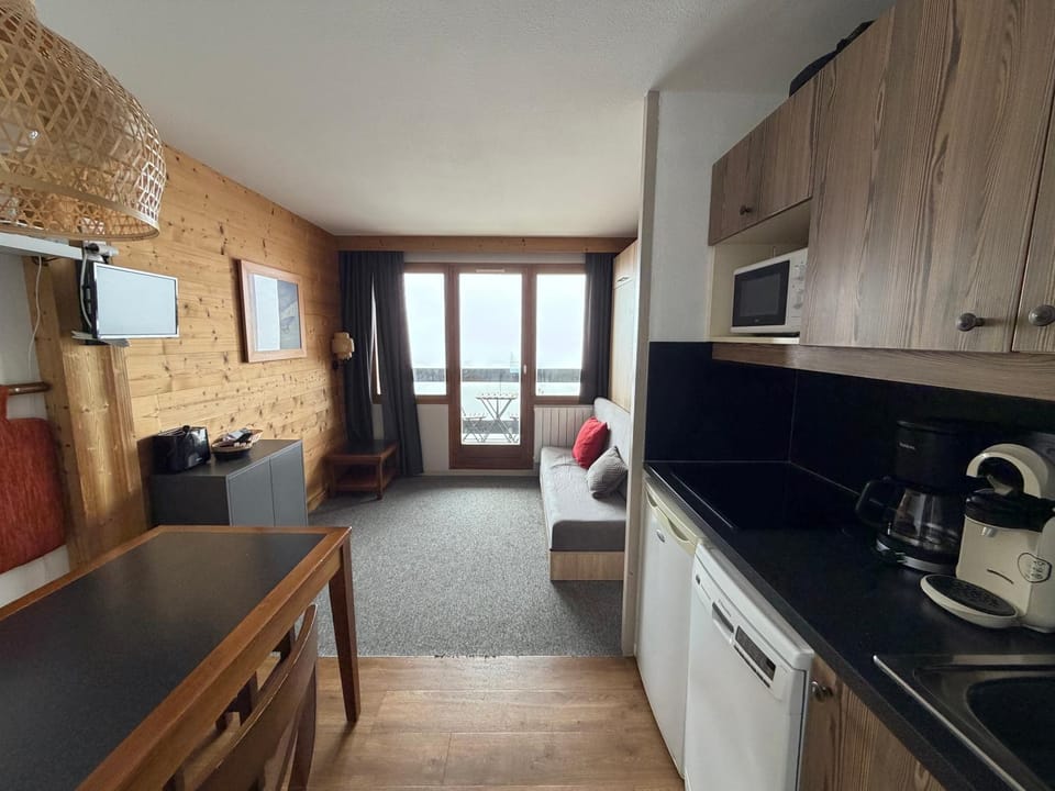 Studio 942-Particulier-Résidence L'Ours Blanc-Alpe d'Huez-Centre Station Apartment in Huez