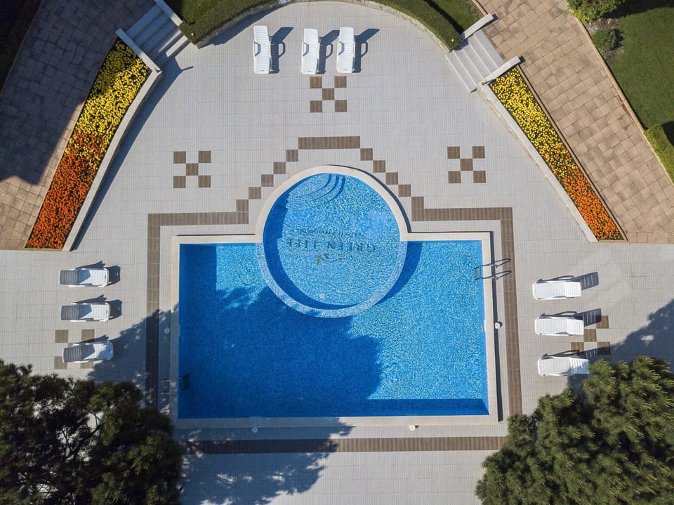 Bird's eye view, Pool view, Swimming pool