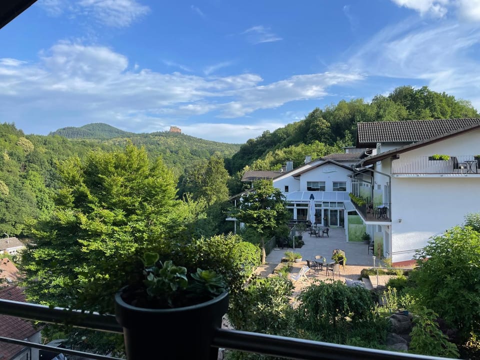 Pension Bergterrasse Bed and Breakfast in Rhineland-Palatinate