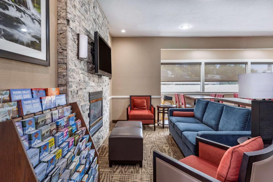 Lobby or reception, On site
