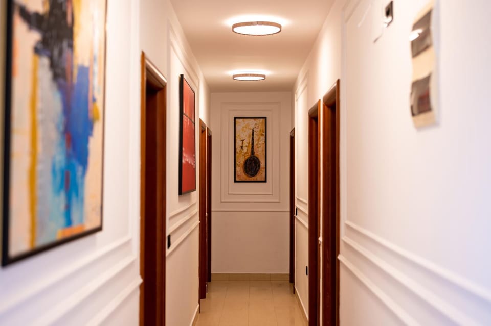 Decorative detail, Floor plan