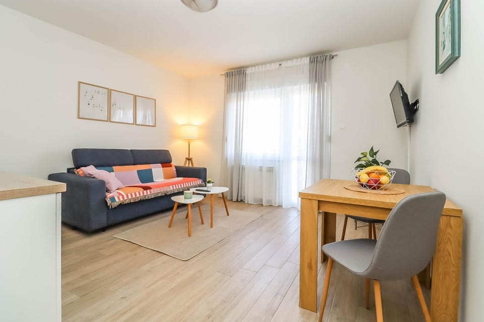 Kitchen or kitchenette, Living room, Dining area