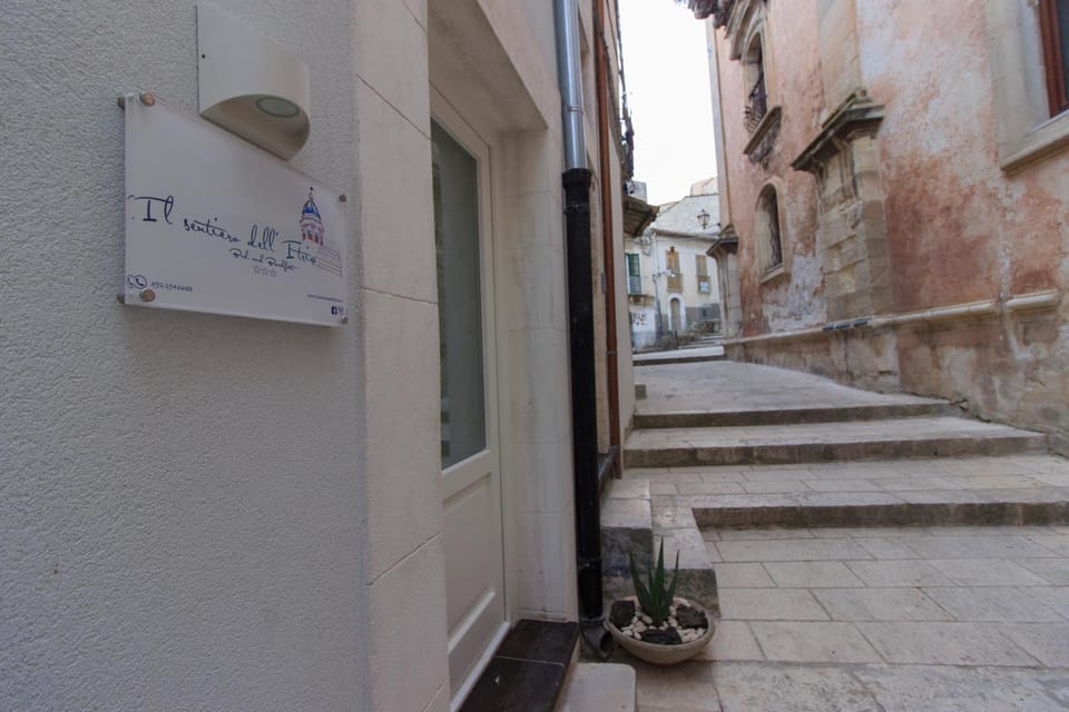 Property building, Street view