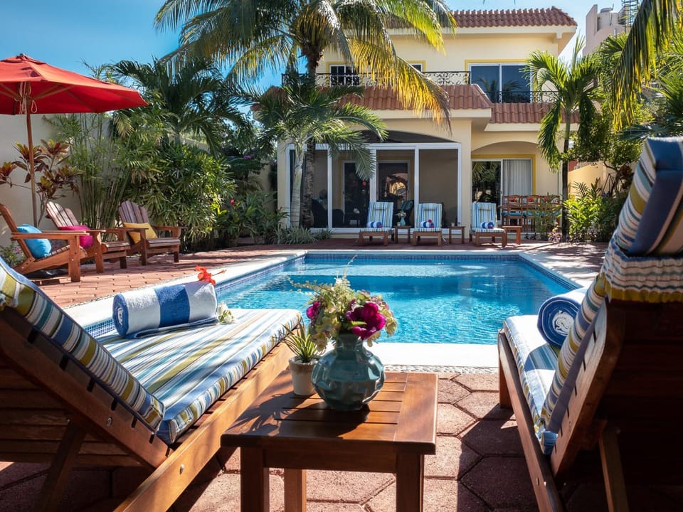Patio, Garden, Swimming pool
