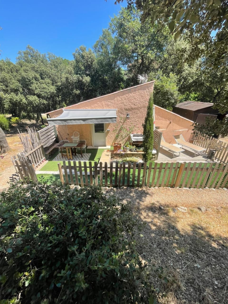 Property building, Balcony/Terrace