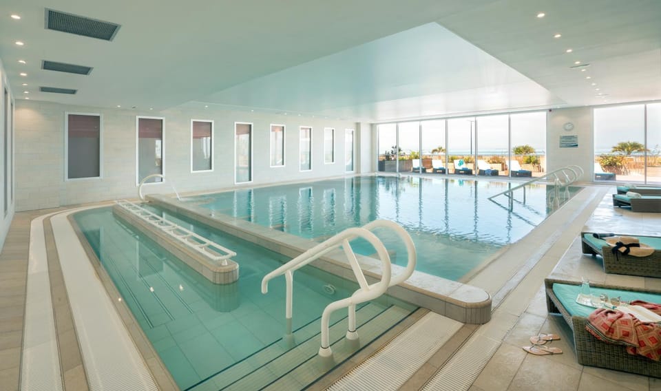 Pool view, Swimming pool