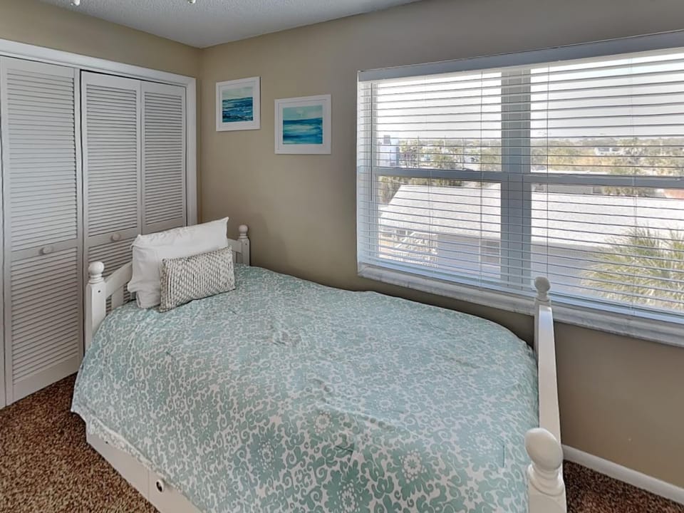 Surfside Six E Unit 5 Apartment in Saint Augustine Beach