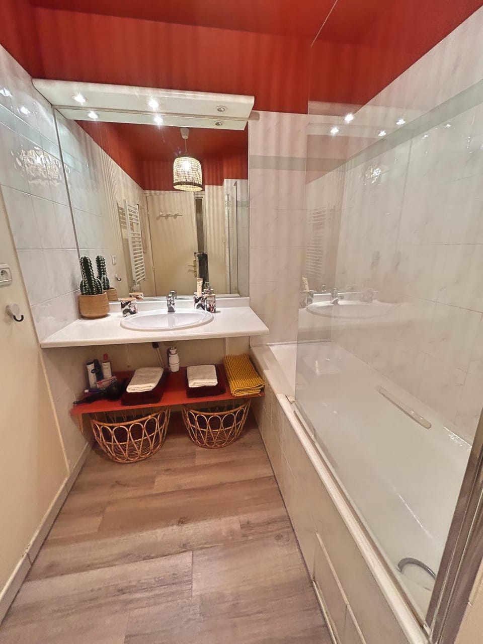 Shower, Bathroom