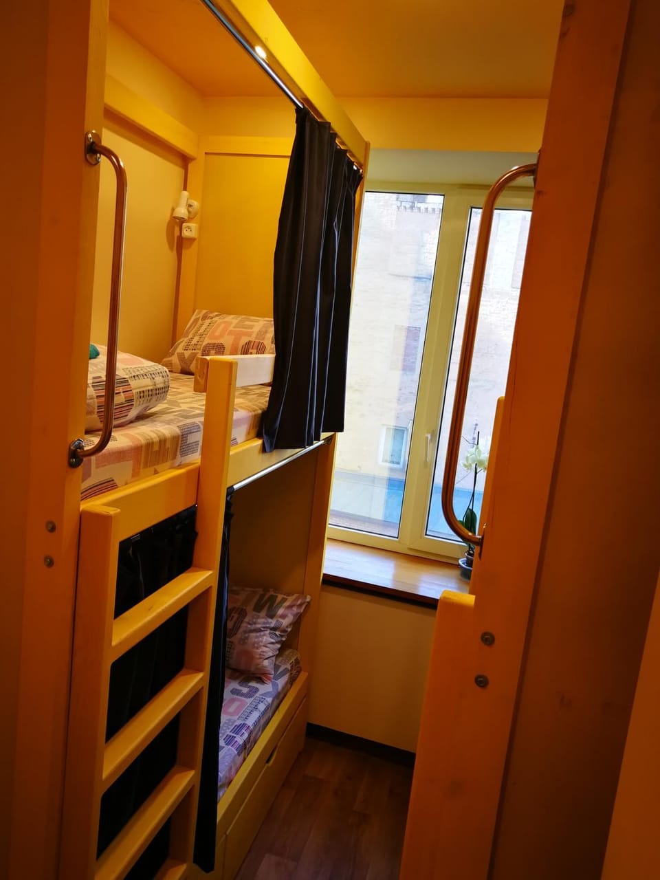 bunk bed