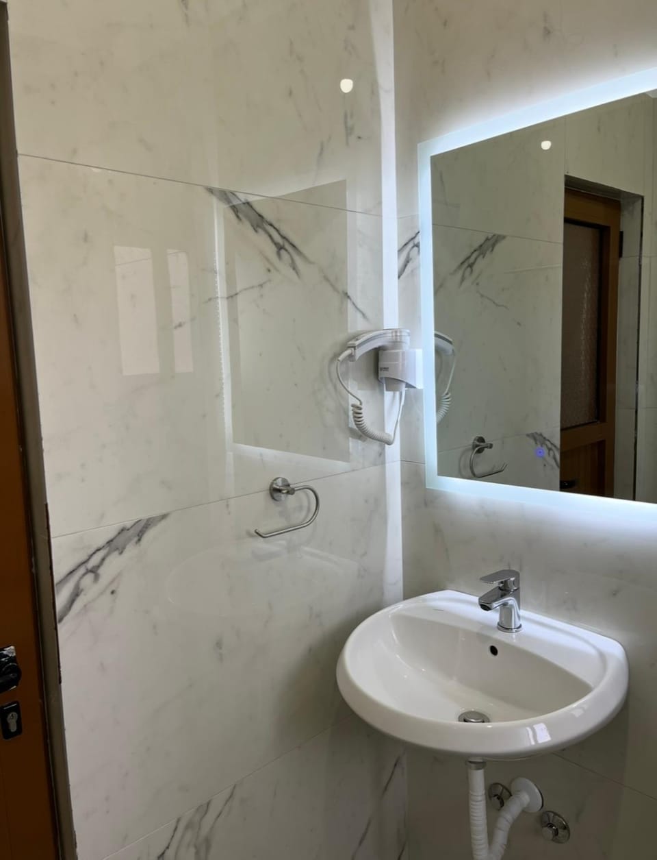 Biraci Residence Apartment hotel in Ksamil