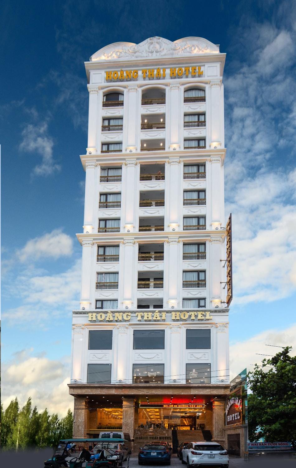 Khách sạn Hoàng Thái Hotel in Laos
