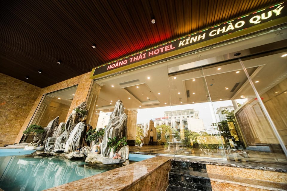 Khách sạn Hoàng Thái Hotel in Laos