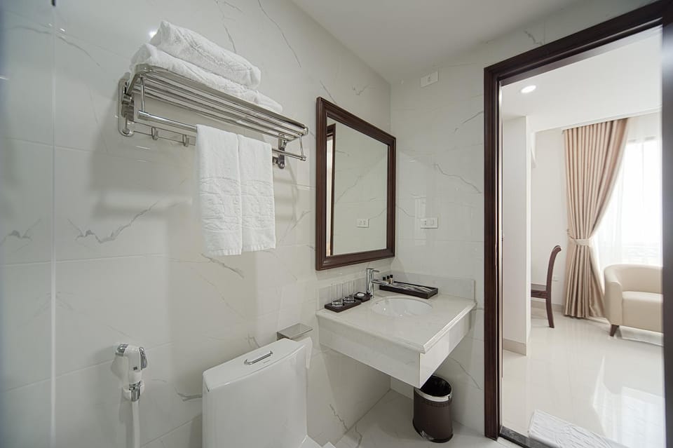 Khách sạn Hoàng Thái Hotel in Laos