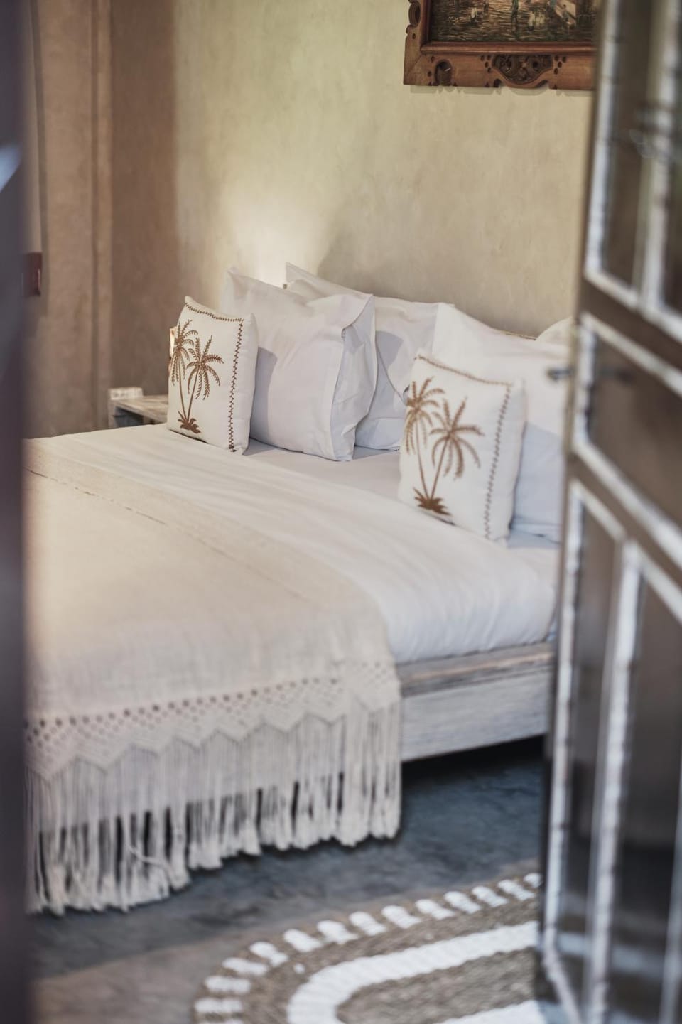 Bed, Decorative detail, Bedroom