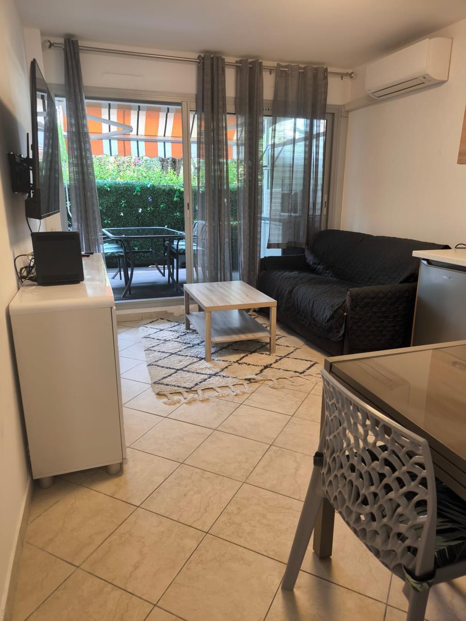 STUDIO CABINE TANIT Cabin in Antibes