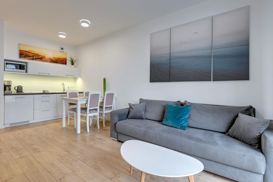 Kitchen or kitchenette, Living room, Seating area, minibar