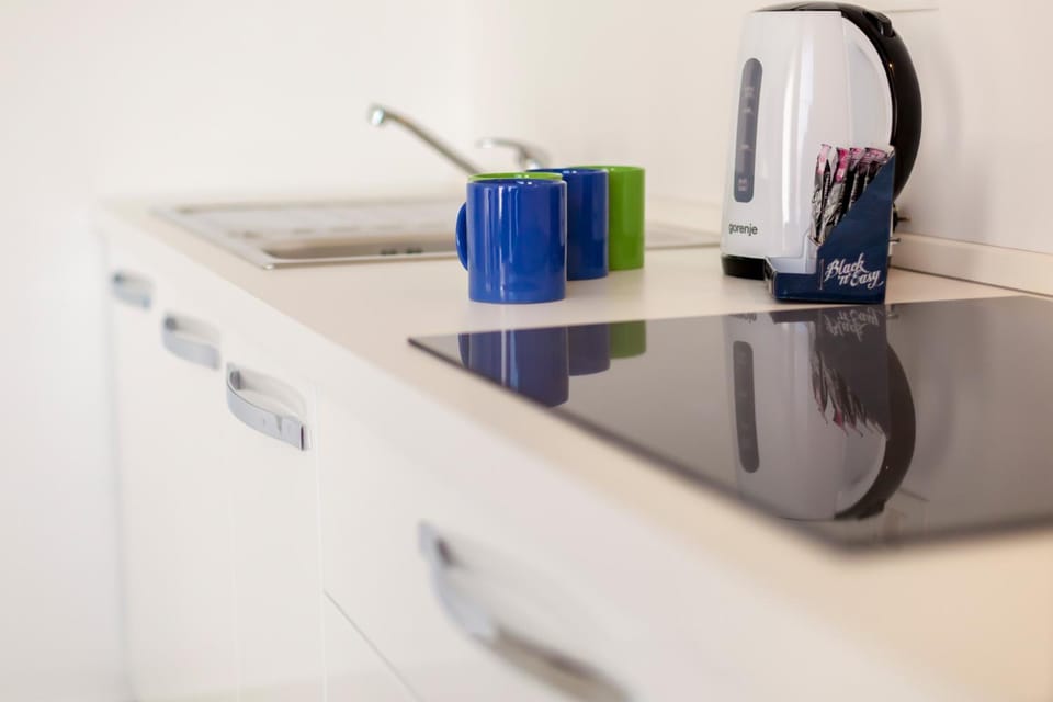 Coffee/tea facilities, Kitchen or kitchenette