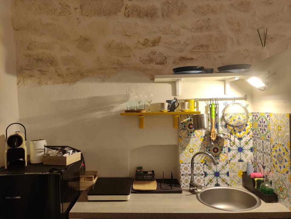 Kitchen or kitchenette, stove