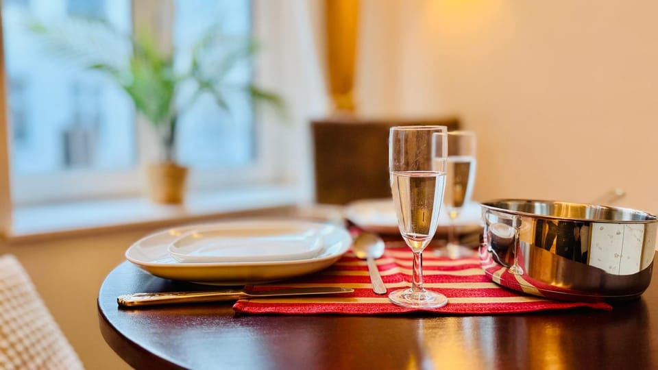 FewoZauber "Pension am Dom", Historische Apartments, Superzentral, 7min zum Schloss Apartment in Schwerin