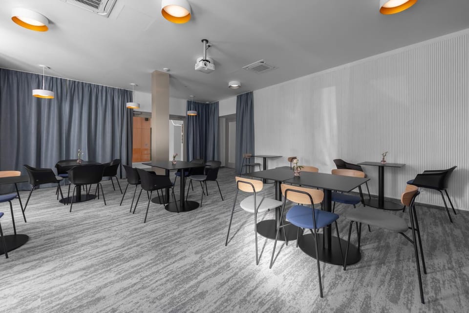 Banquet/Function facilities, Seating area, Meeting/conference room