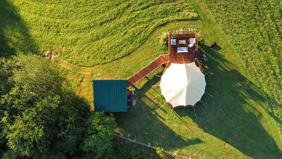 Day, Bird's eye view