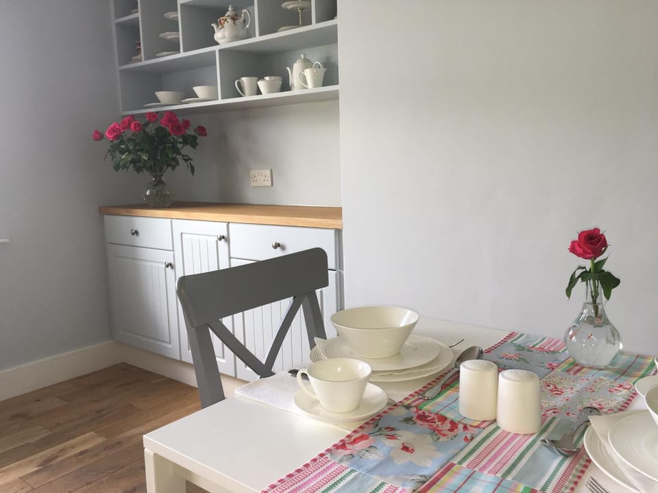 Dining area, Breakfast