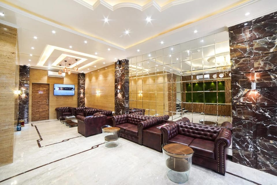 Seating area, City view, Landmark view