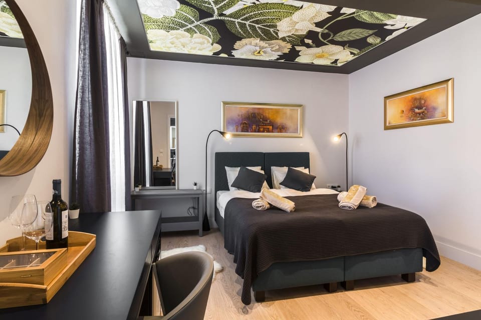 Luxury Rooms 7heaven City Apartment in Split