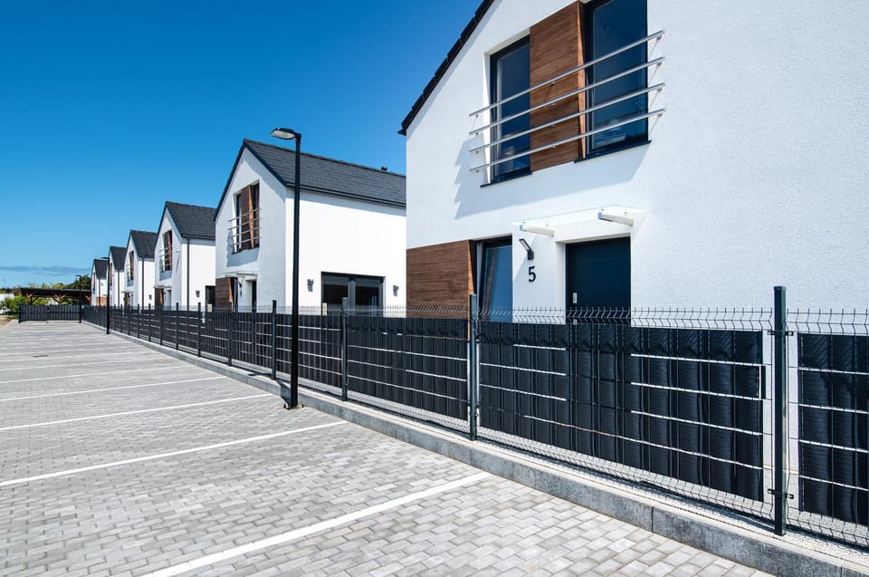 Property building, Facade/entrance, Street view, Parking