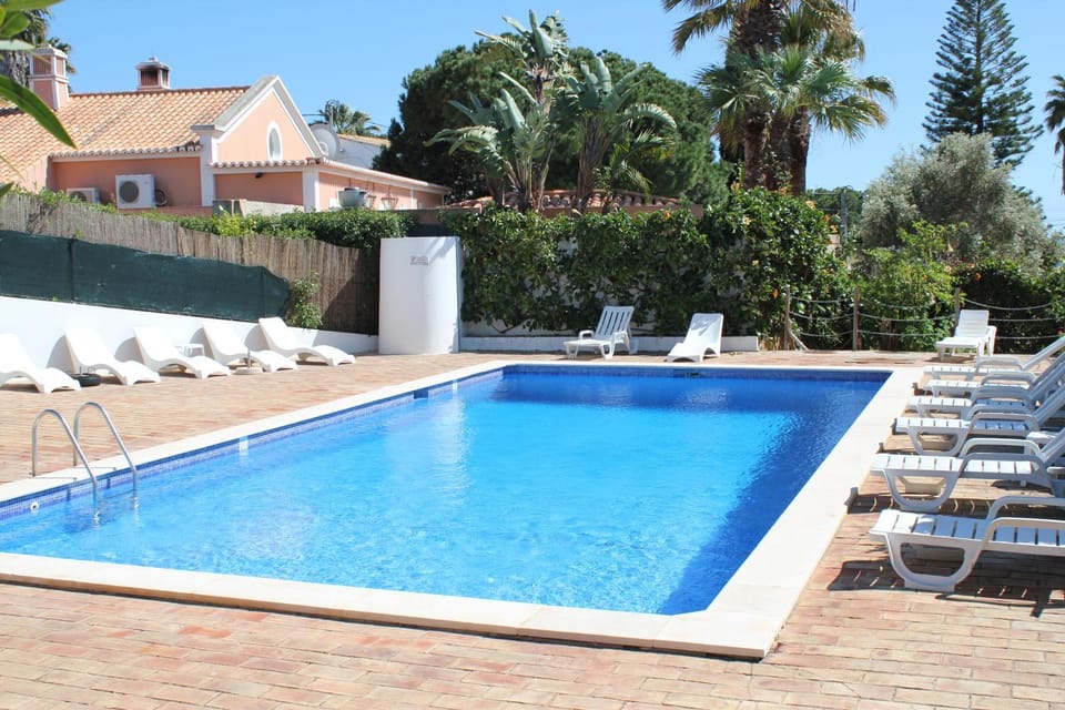 Swimming pool, Swimming pool