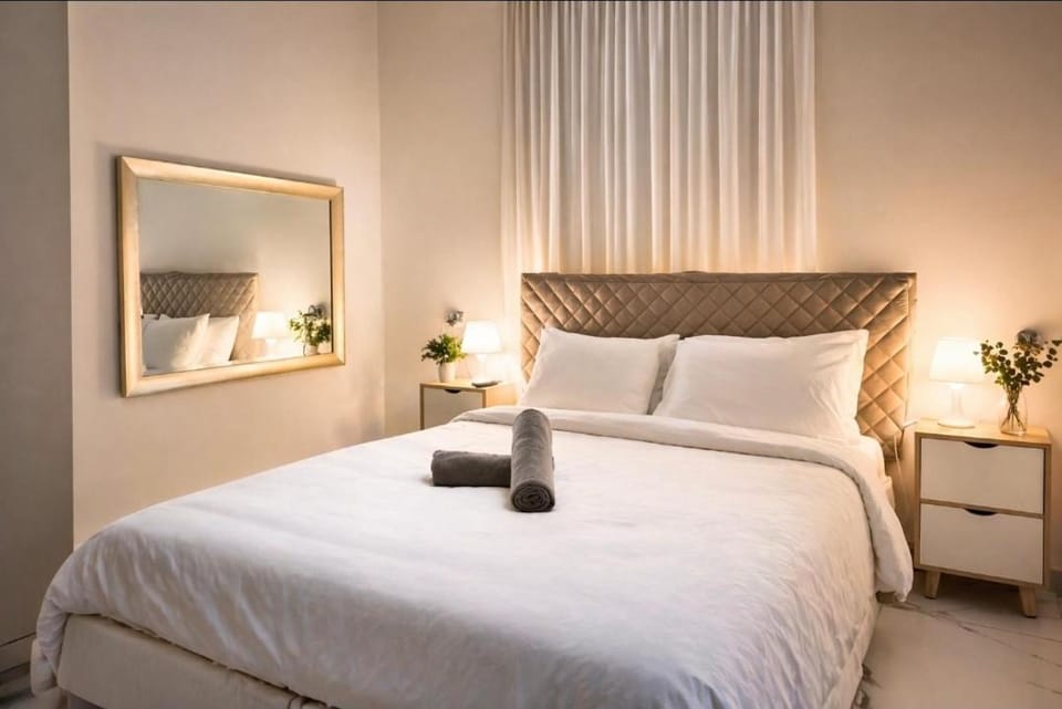 apt with private hot pool Bed and Breakfast in Haifa