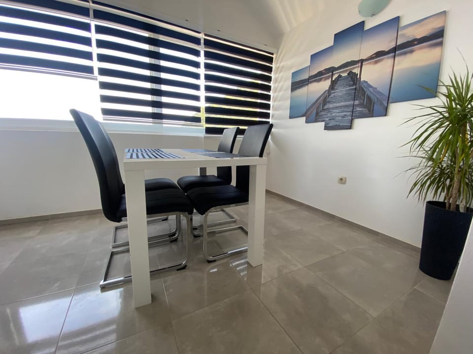 GUESTHOUSE RUZA SOBRA apartments in the attic of the house Apartment in Dubrovnik-Neretva County