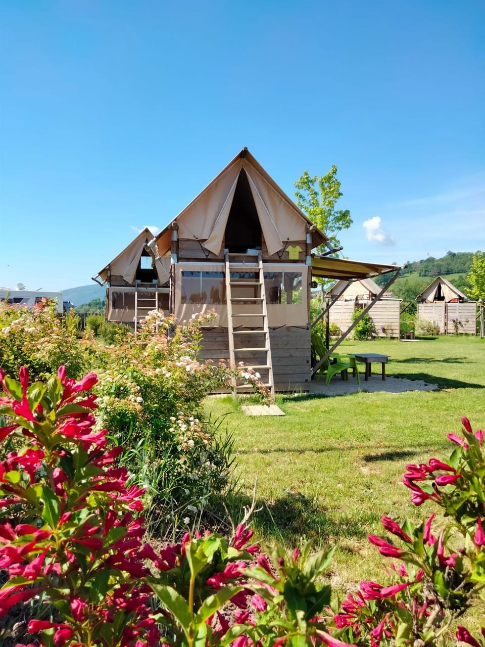 Natural landscape, Garden, View (from property/room)