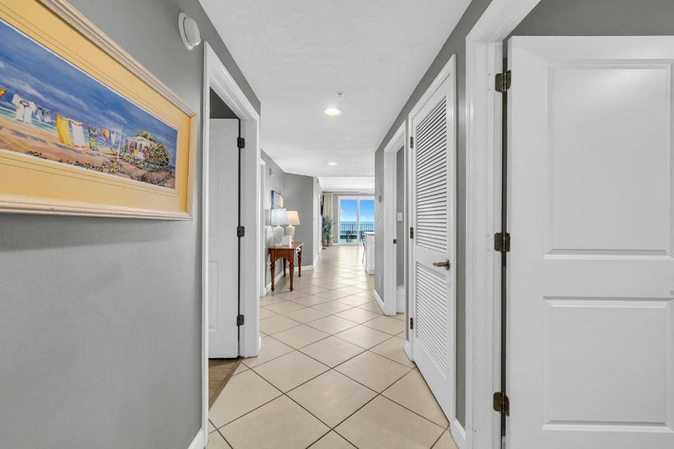 Grandview East 502 House in Long Beach