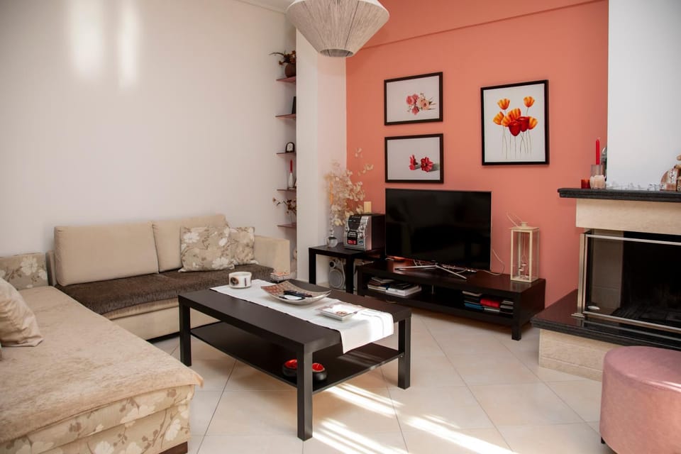 TV and multimedia, Living room, fireplace