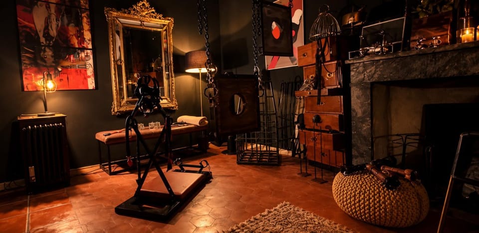 Love room Perpignan - week-end en amoureux Perpignan - Love room pour anniversaire Bed and Breakfast in Perpignan