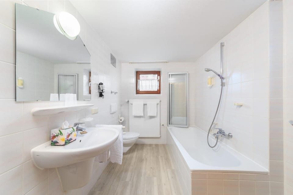 Bathroom, towels
