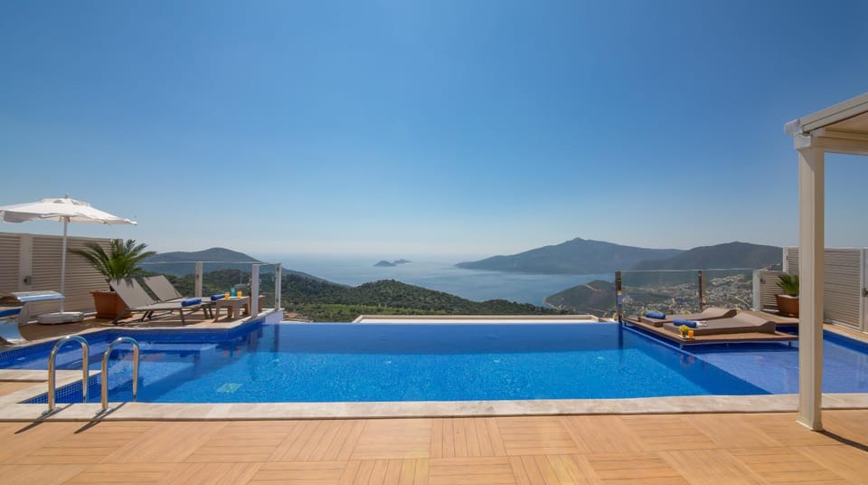 Pool view, Sea view, Swimming pool