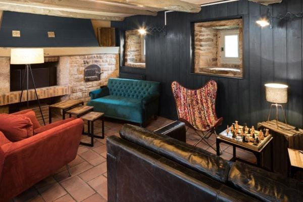 Lounge or bar
