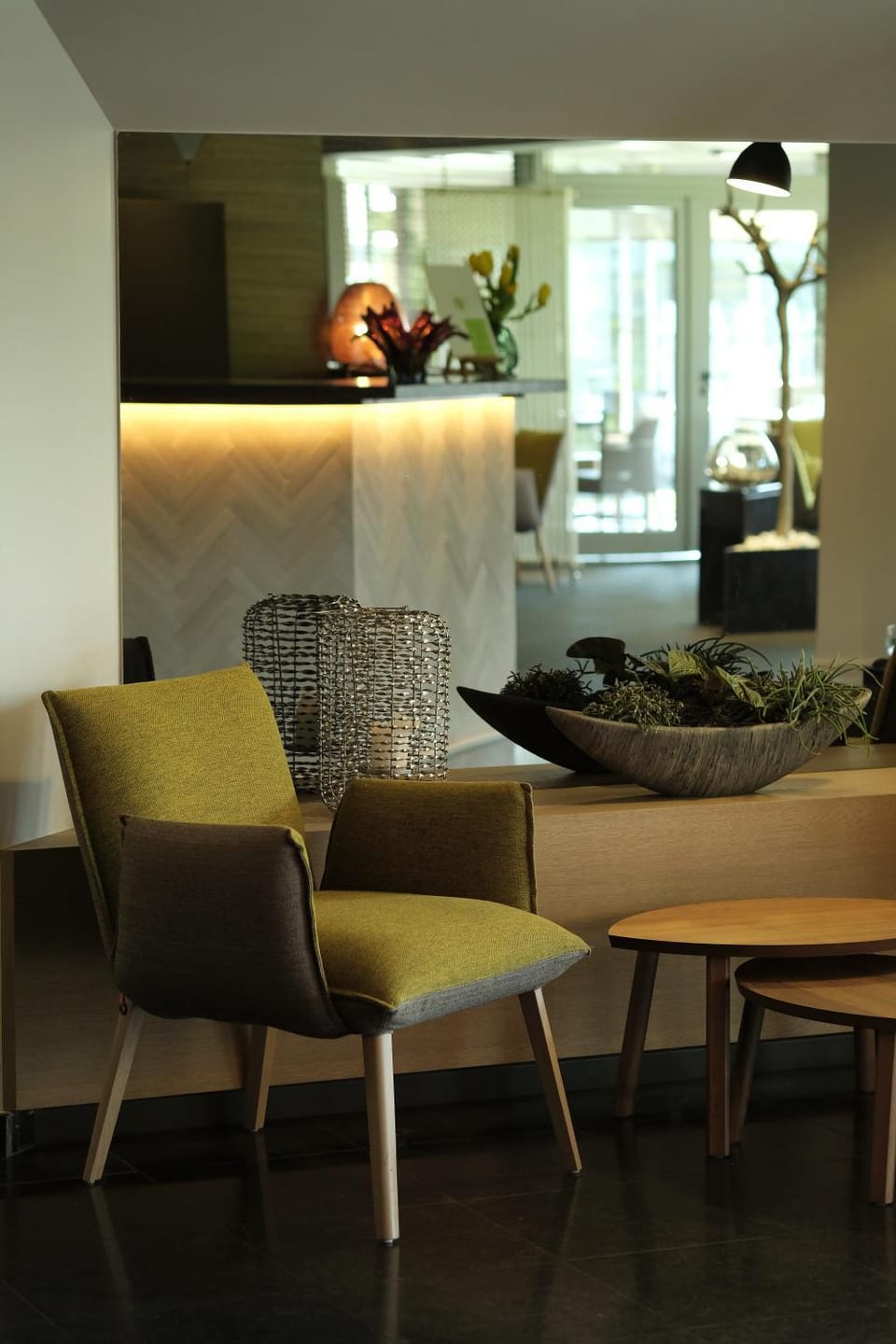 Lobby or reception, Decorative detail