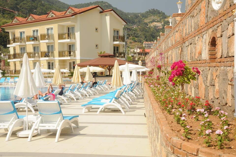 Activities, Summer, Table tennis, On site, Pool view, Swimming pool