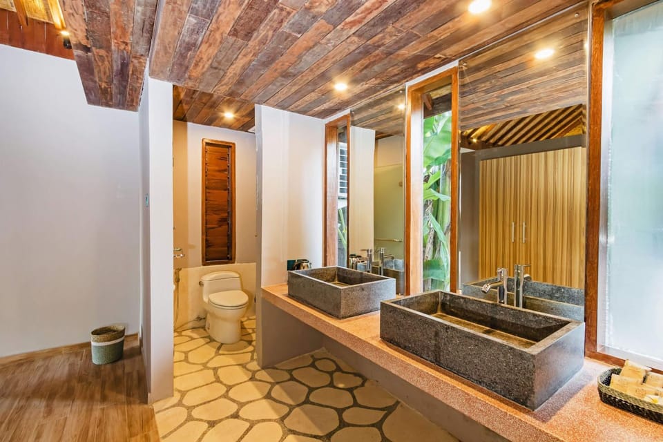 Toilet, Bathroom
