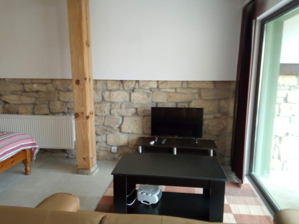 TV and multimedia, Seating area