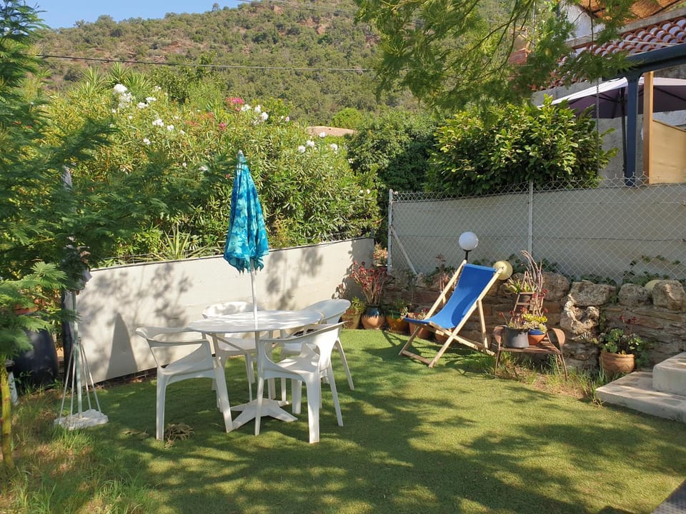 Property building, Garden