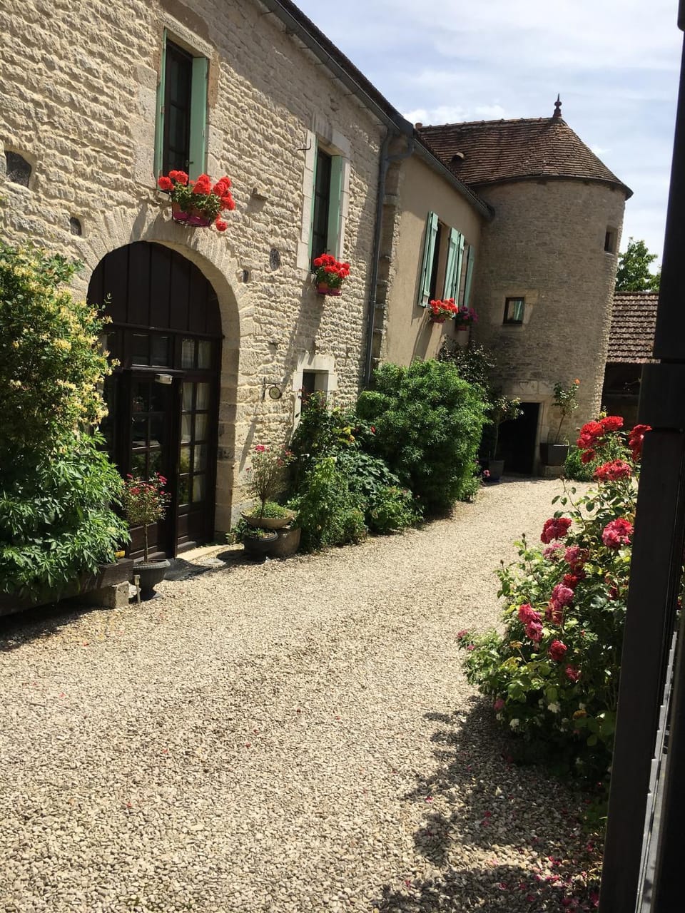 LES CHAMBRES DE ROUGEMONT Bed and Breakfast in Bourgogne-Franche-Comté