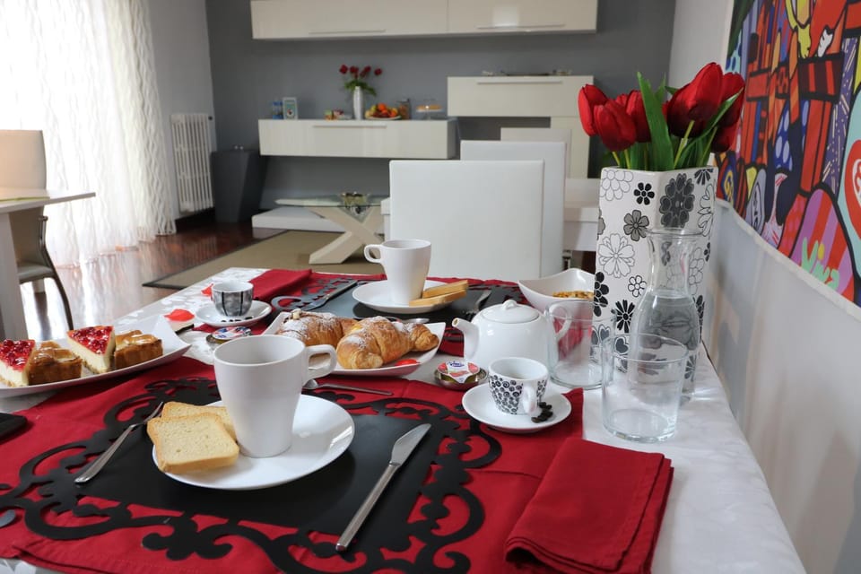 Food close-up, Breakfast, Non alcoholic drinks