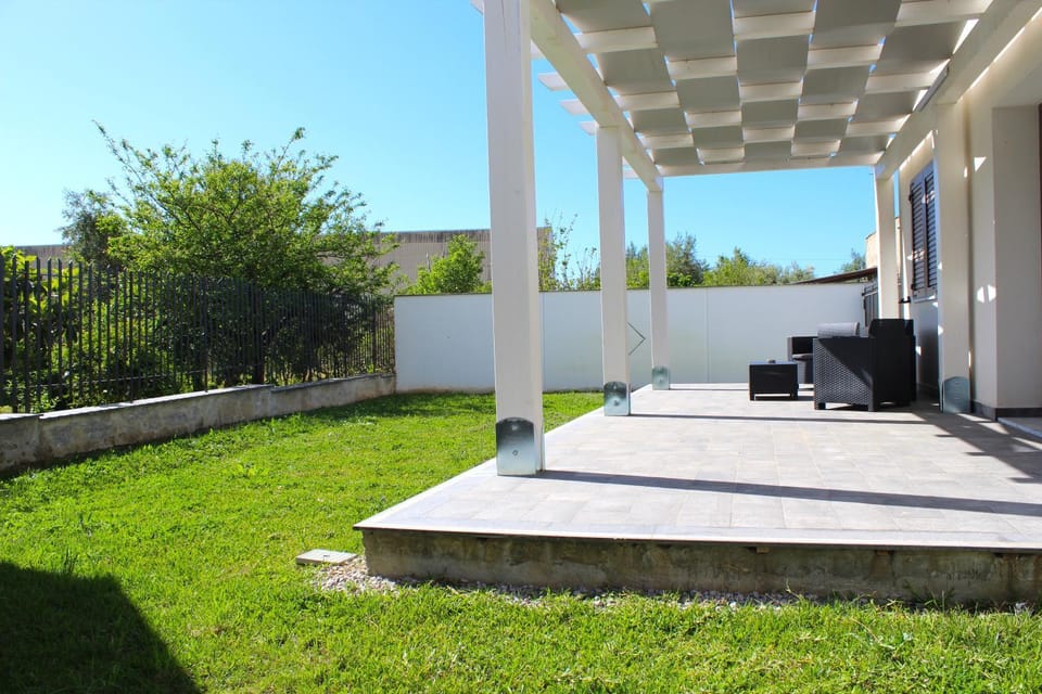 Patio, Garden